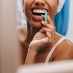 La Importancia del Hilo Dental: Beneficios y Consecuencias de No Usarlo