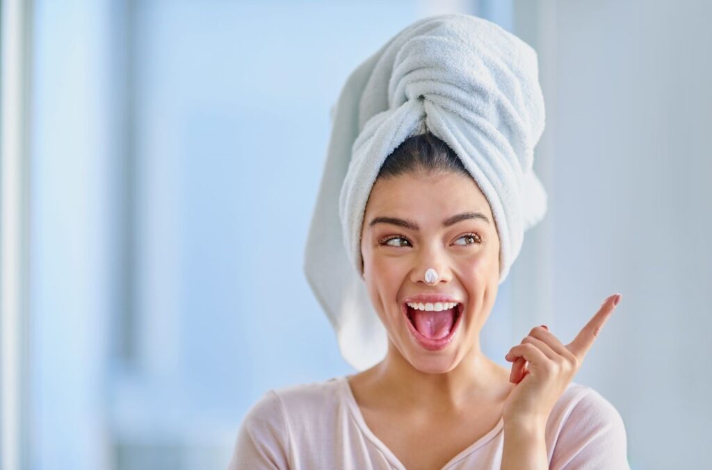 Cómo preparar tu piel para el frío: Rutinas de cuidado esenciales